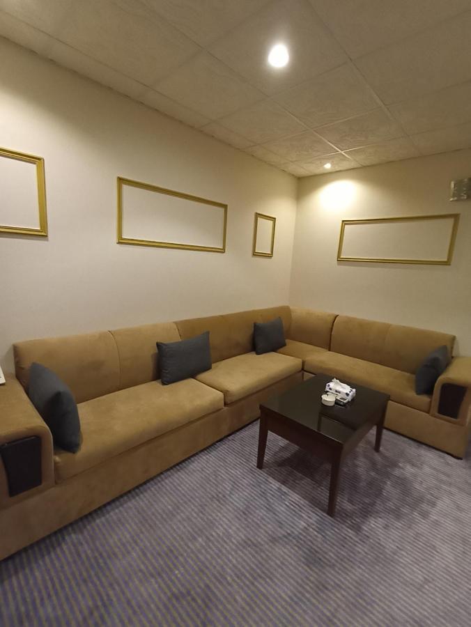 Saryet Al Hamra Hotel Apartments Jeddah Luaran gambar